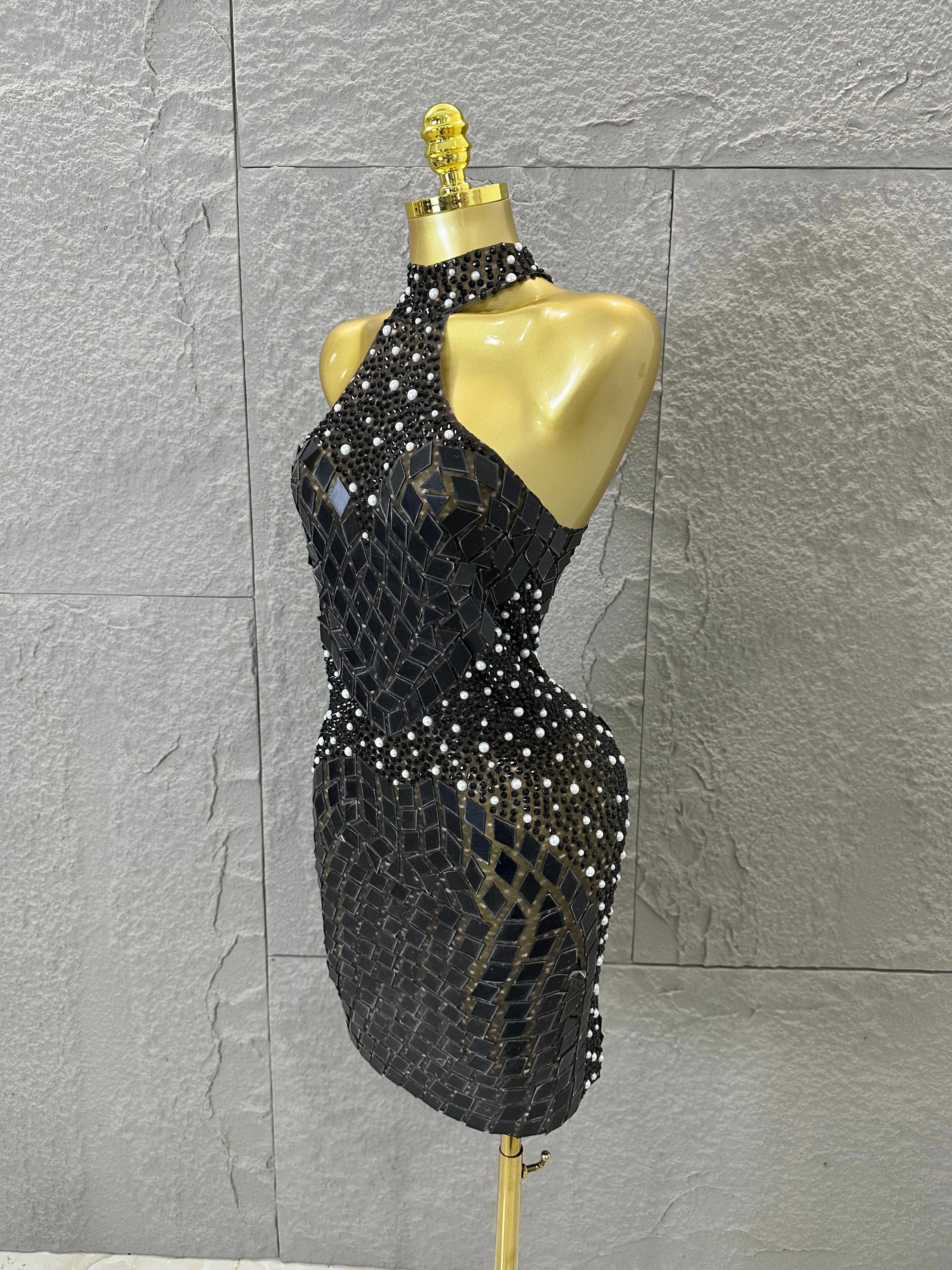 Luxury Black Gold Red Halter Neck Bandage Mini Dress Diamond Mirror Pearl Embellished Bodycon Formal Evening Gown
