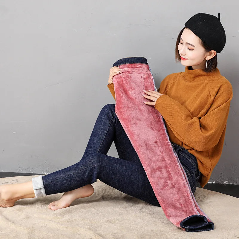 Women Thermal Jeans Winter Snow Warm Plush Stretch Jeans Lady Skinny Thicken Fleece Denim Long Pants Retro Pencil Trousers