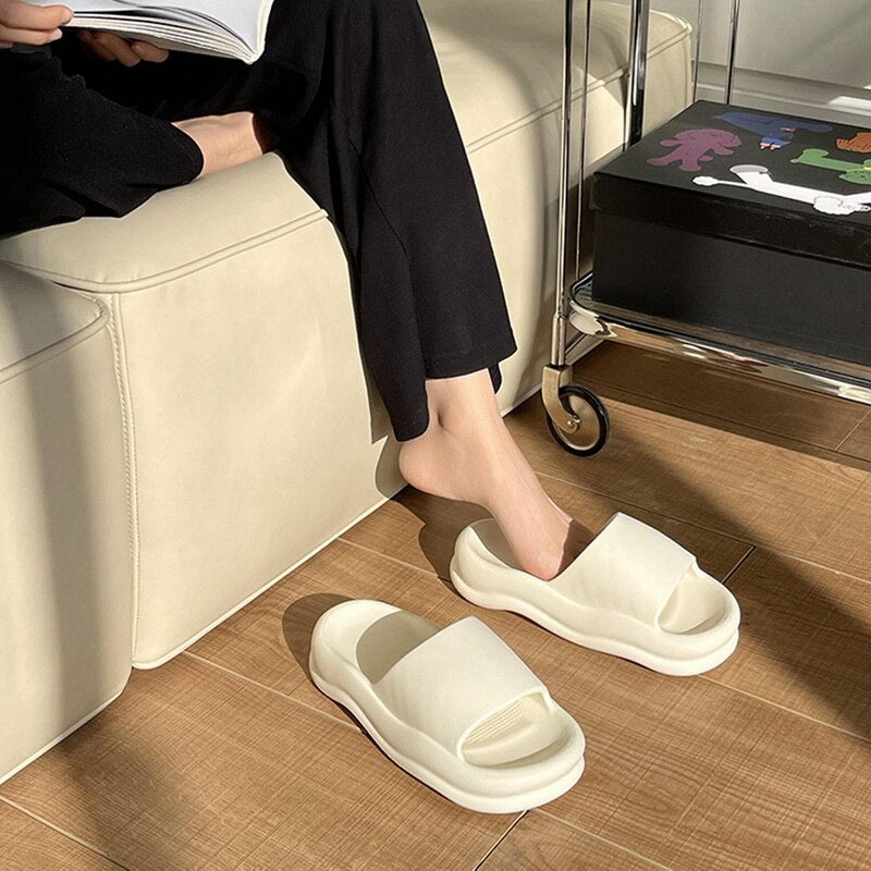 Women Soft Sole Cloud Slippers Summer Beach Thick Platform Slipper Sandals Women Fashion Eva Slippers For Home Flip Flops Woman