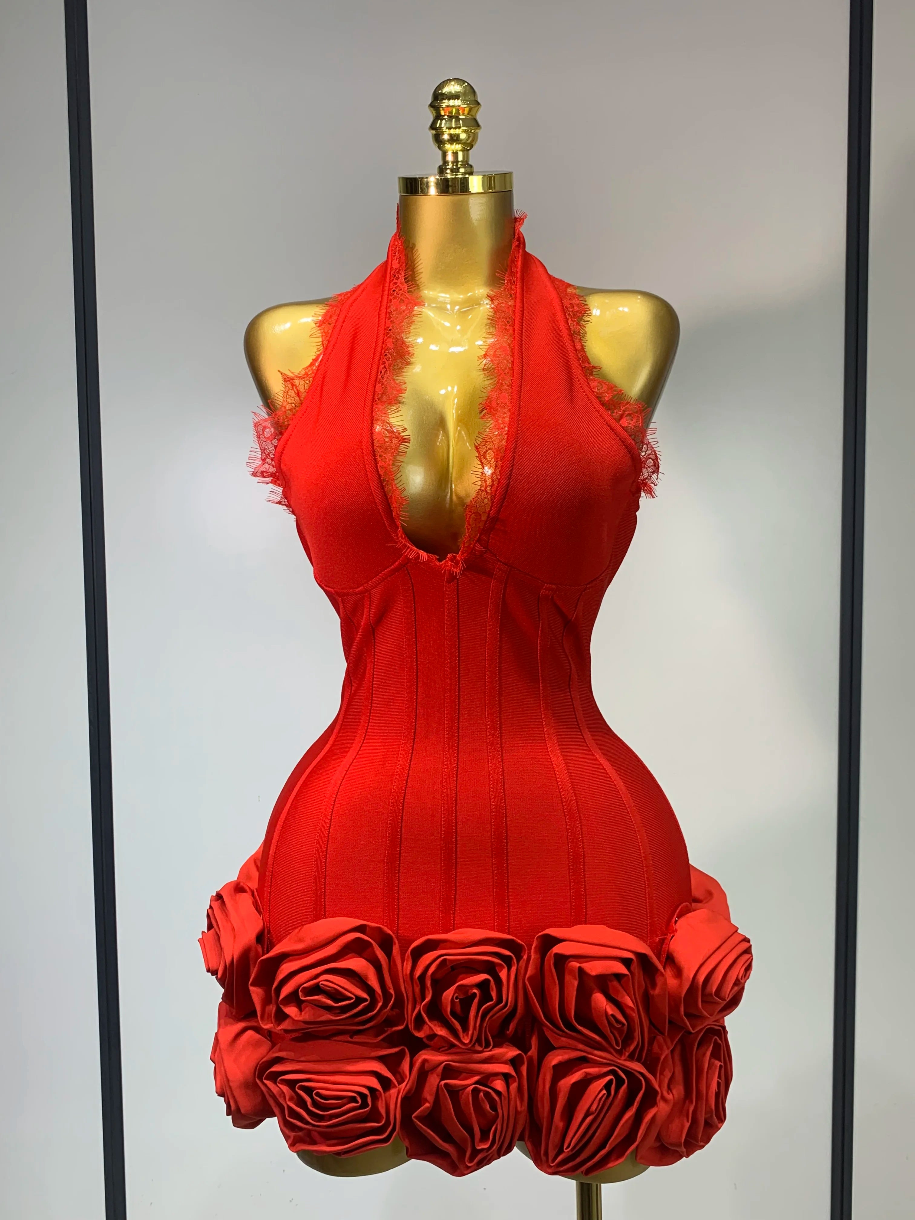Elegant Women Sleeveless Sexy Halter Applique Bodycon Mini Bandage Dress Celebrity Fashion Nightclub Party Luxury Birthday Dress Red
