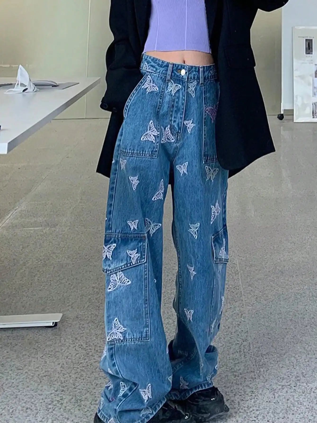 Women Fashion Cargo Jeans 90s Retro Street Pink Butterfly Embroidery Flap Pocket Baggy Straight Leg Overall Denim Trousers