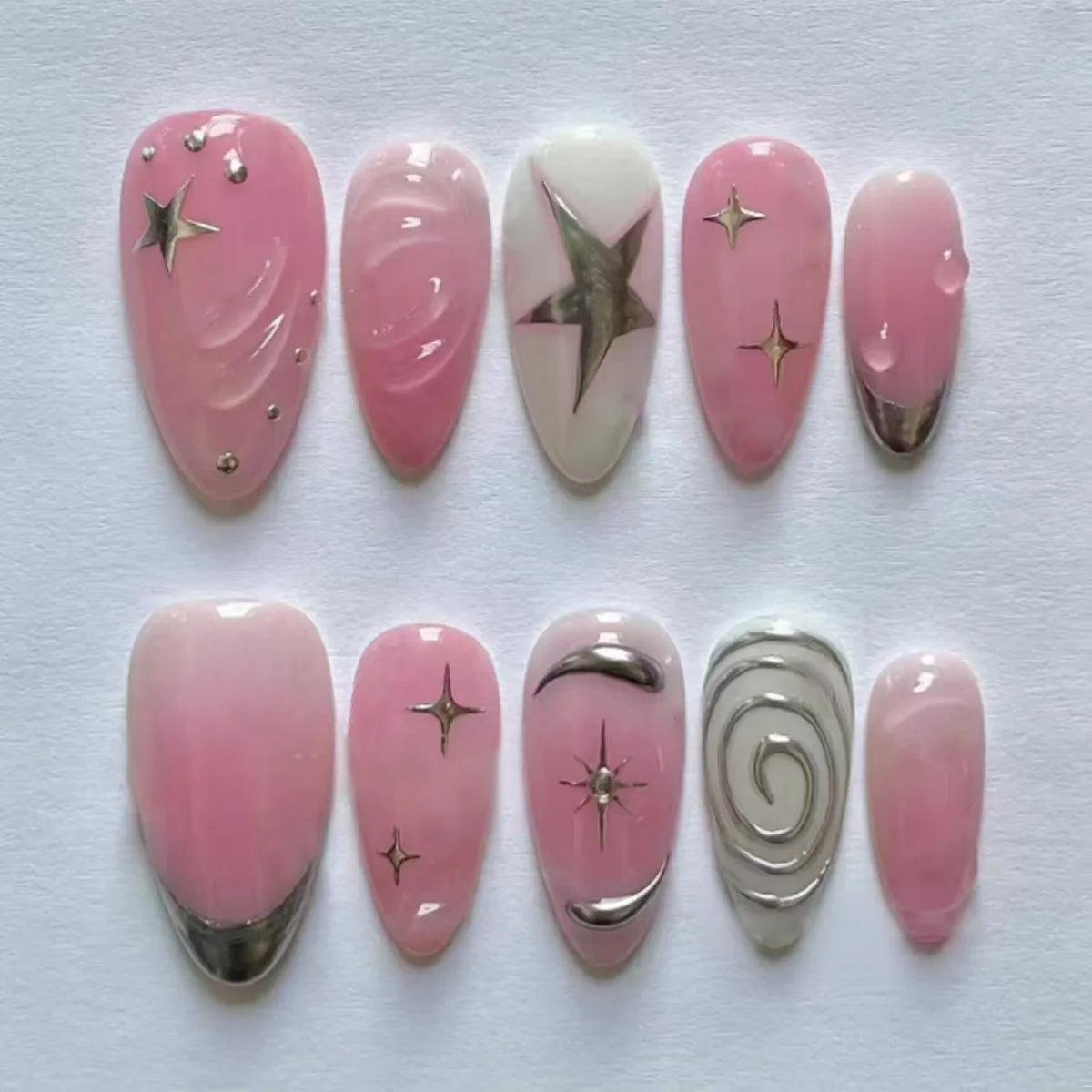 24pcs Wearable False Nails Red Purple Flower Pearl Fake Nail French Short Almond Press on Nails with Rhinestone Design Manicure W2010