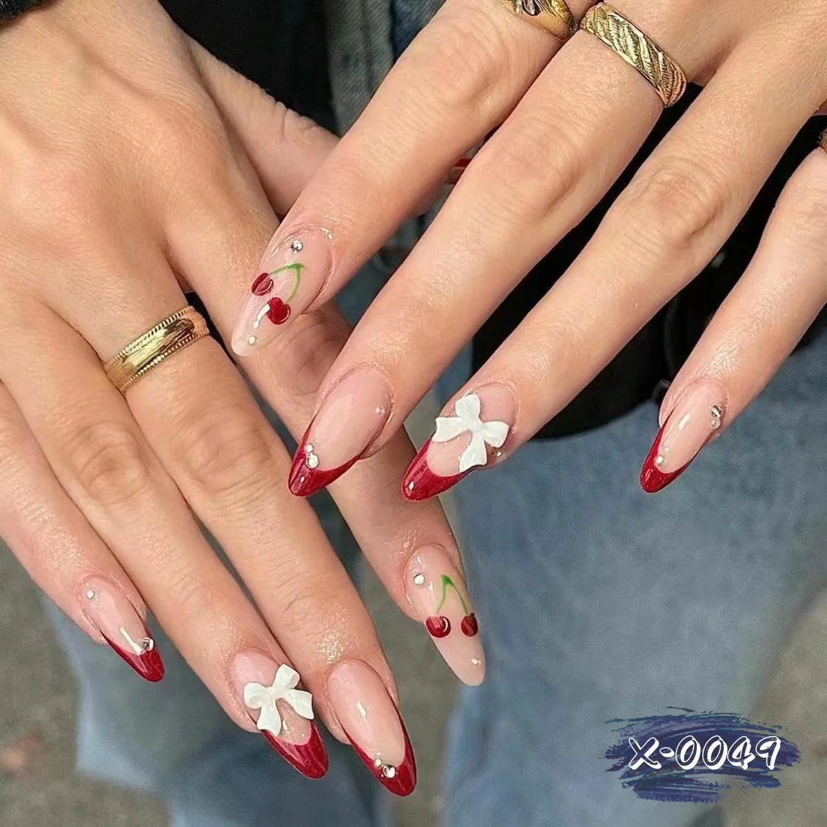 24Pcs Simple French Nails Art Tips Fake Nails 3D Design Wearable Full Cover False Nail Mid-length Almond Reusable Press on Nails 0049