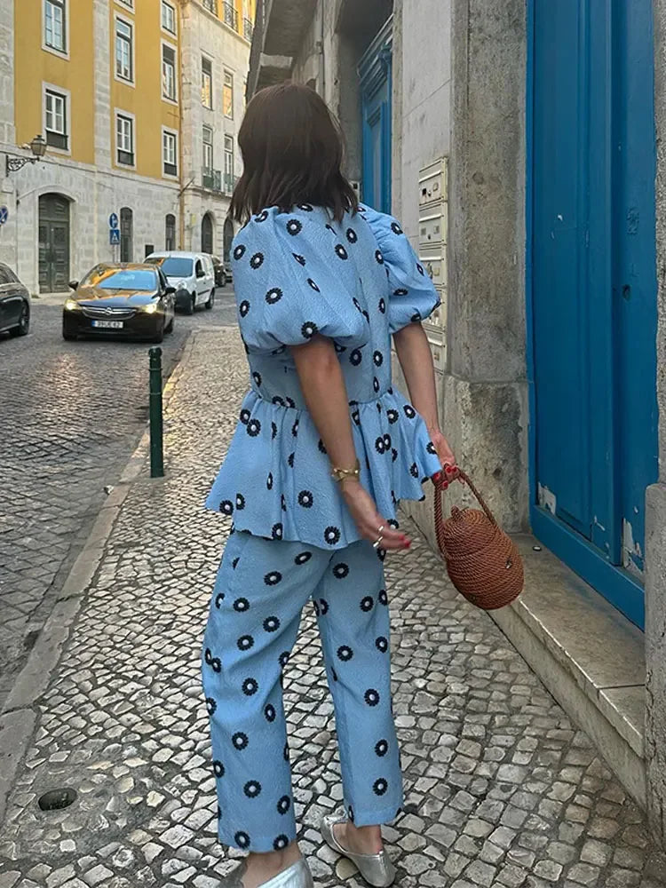 Women Print Ruffles Shirts 2 Pcs Sets Fashion Short Puff Sleeve Round Neck Tops High Waist Pant Suits New Lady Commuting Outfit