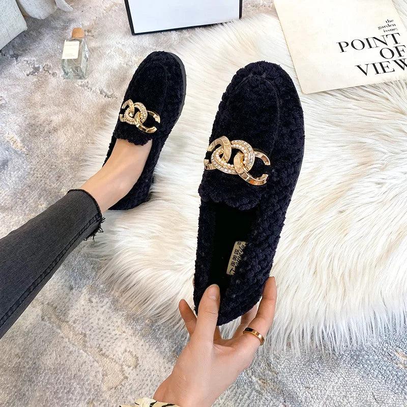 women's plush flat shoes Outdoor and office wear fashion chain design winter warm snow boots Large size 41-43 free delivery black