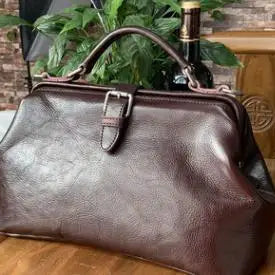 Leather Doctor Handbag Cowhide Women Big Shoulder Bags Vintage Manual Paint Crossbody Bags coffee (30cm<Max Length<50cm)