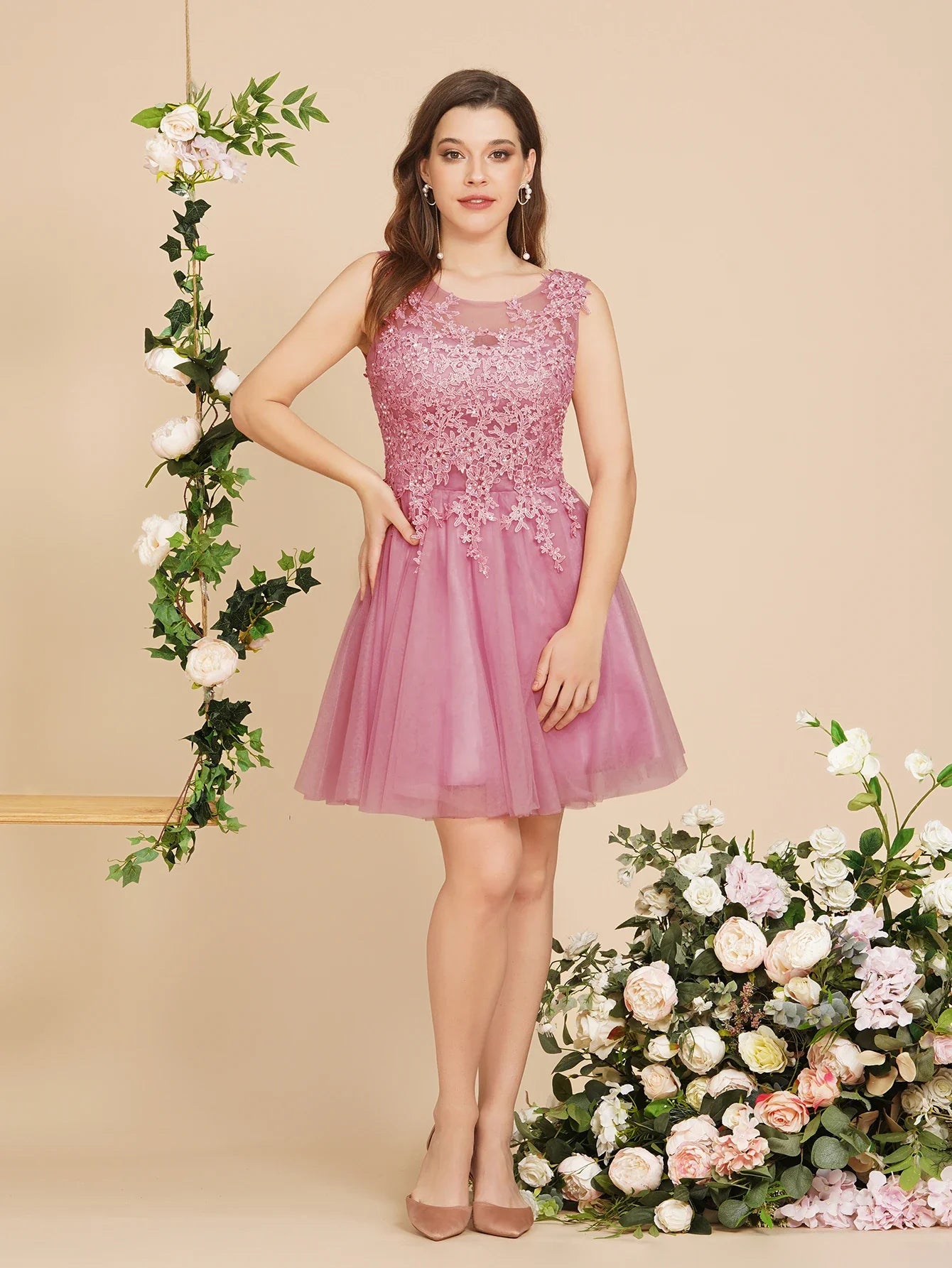 Short Homecoming Dress Illusion Neckline Sleeveless Floral Appqulies Evening Dress With Integrated Cup Chiffon Skirt Dusty Pink