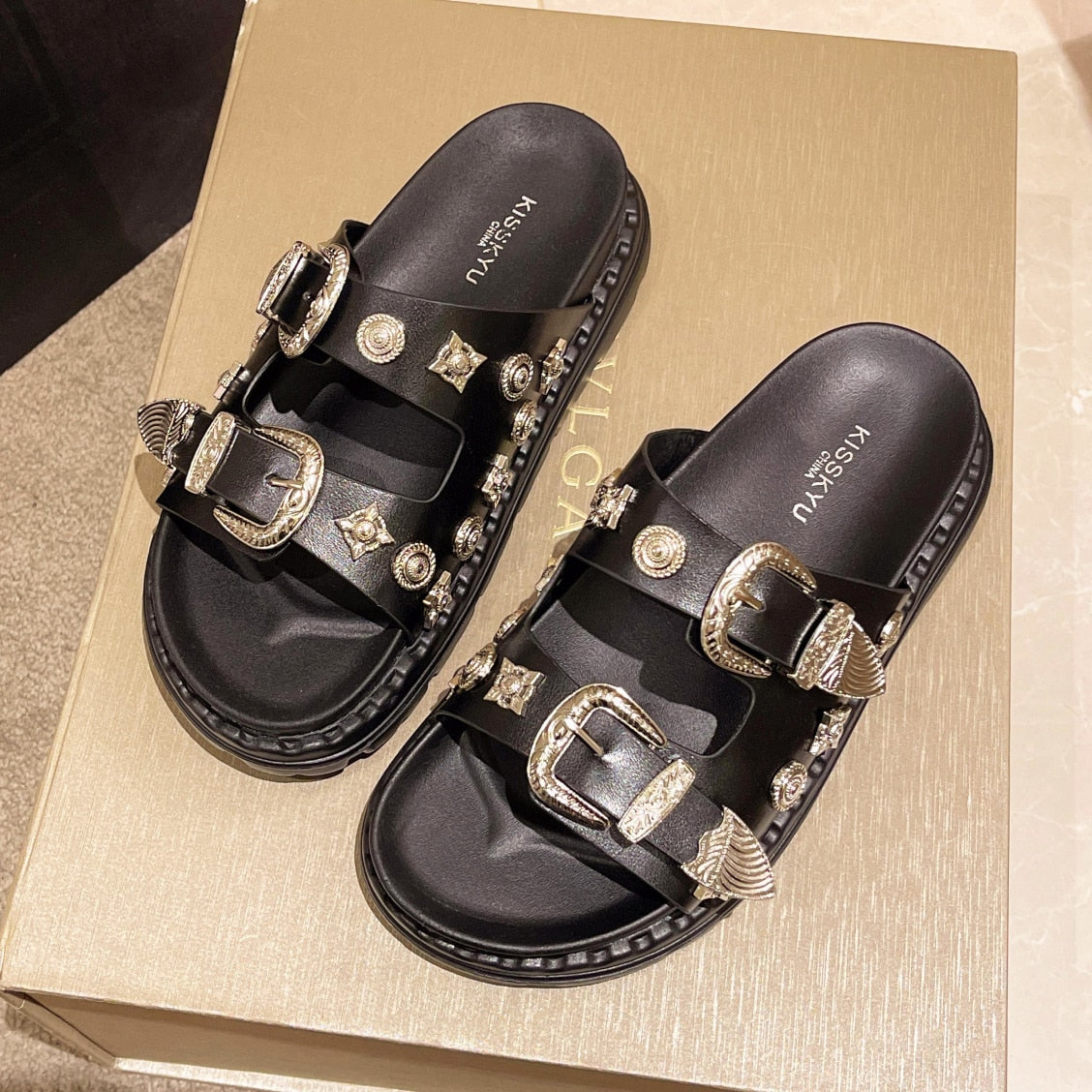 Summer Punk Rock Women Slippers Rivets Platform Leather Mules Creative Metal Fittings Slippers Female Casual Sandals Shoe Slides