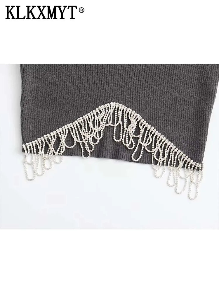 Women Fashion V Neck Ribbing Knitting Short Blouse Female Hem Diamond Tassel Slim Shirt Female Chic Blusas Tops