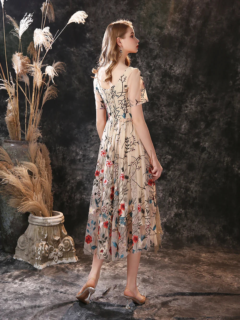 Floral Fancy Tea Length Evening Dresses with Short Sleeves Sexy V Neck Embroidery Flower Prom Gown