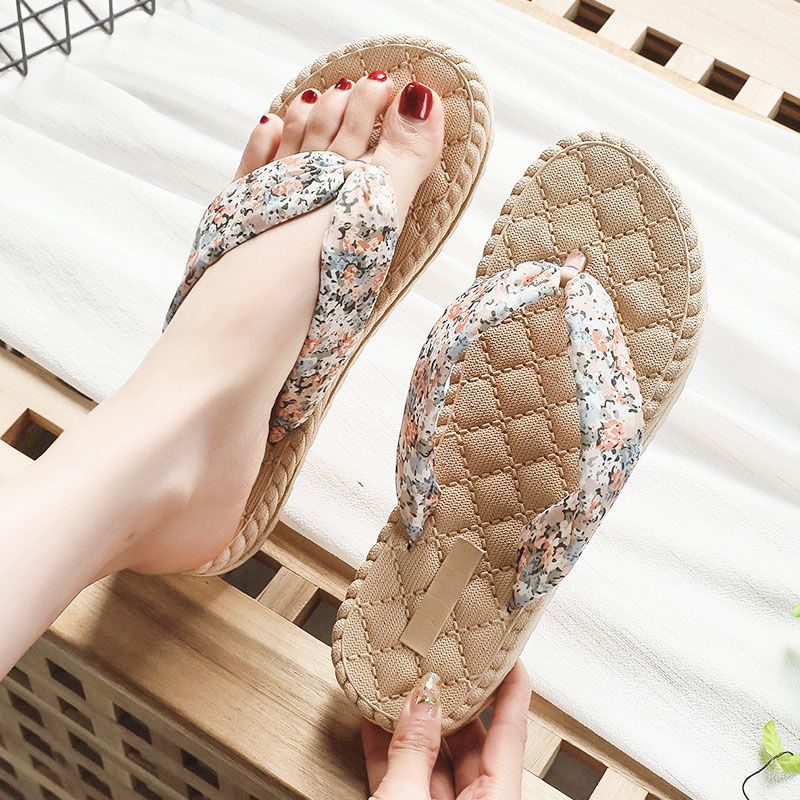 Summer Women's Slippers, Fashionable and Versatile Shopping Traveling Beach Herringbone Flat Sandals
