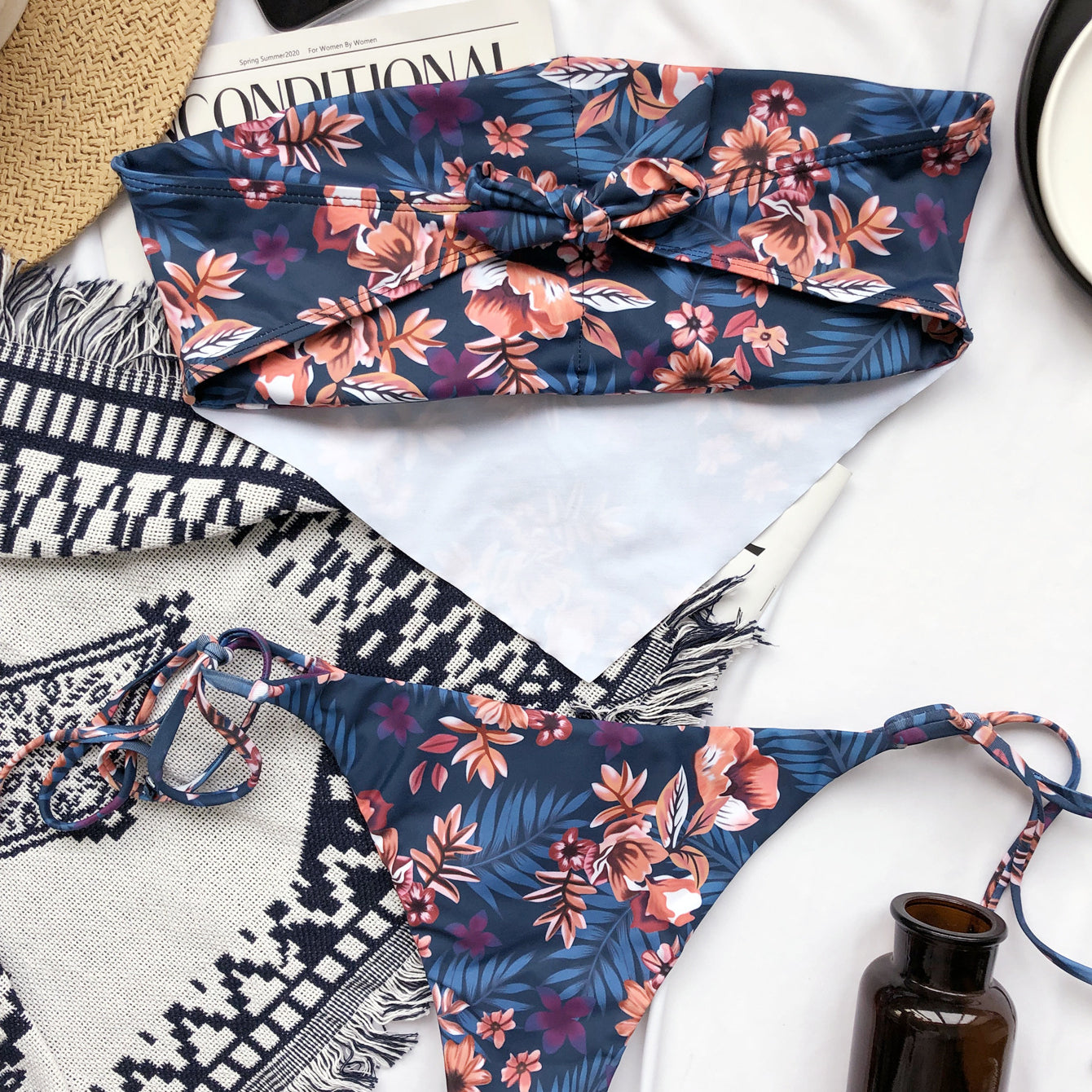 Sexy Beach Swimsuit With Wrapped Chest Swimsuit