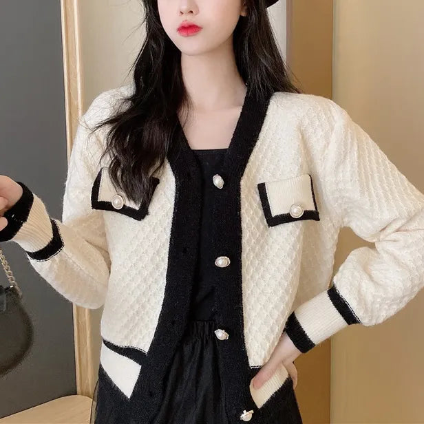 2024 Autumn/Winter Knitwear New Women's Top Lazy Japanese Vintage Celebrity Style Cardigan Overlay Coat Sweater Off white 2 One Size