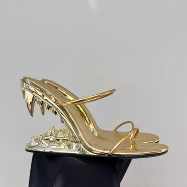 European and American Summer Fashion Metal Teeth Sandals with Profiled Heels, High-heeled Runway Show, Women's Sandals golden 1