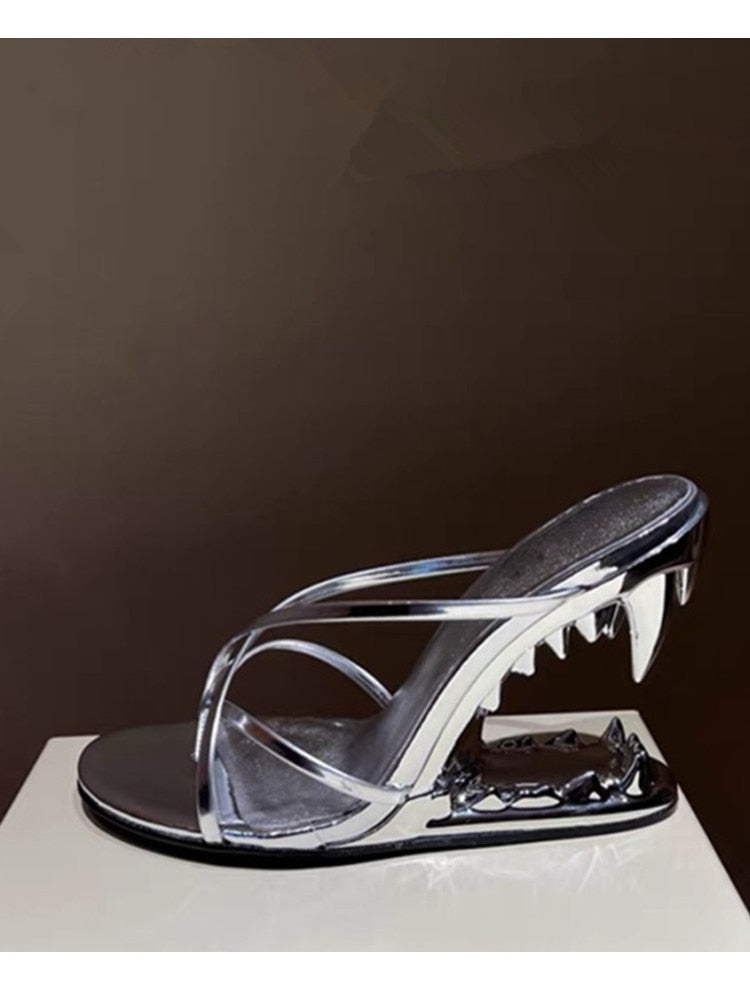 European and American Summer Fashion Metal Teeth Sandals with Profiled Heels, High-heeled Runway Show, Women's Sandals
