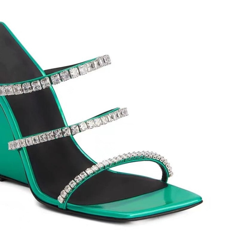 2024 European and American designer brand runway sandals Women's summer fashion Z-shaped high heel rhinestone slippers