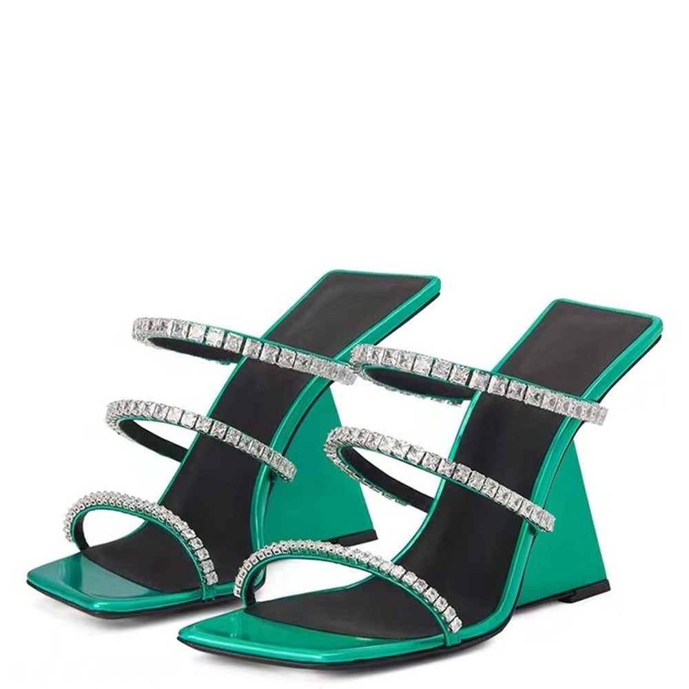 2024 European and American designer brand runway sandals Women's summer fashion Z-shaped high heel rhinestone slippers sky blue