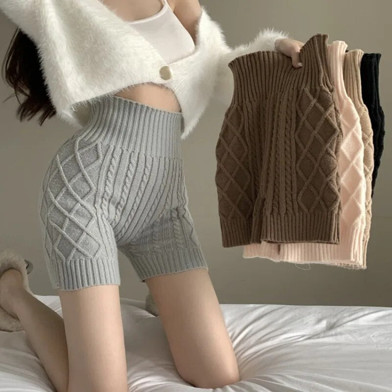 2024 Knitted Warm Safety Short Women Autumn Skinny Bottoming Shorts Woman Winter High Waist Hip Lifting Anti-Glare Shorts