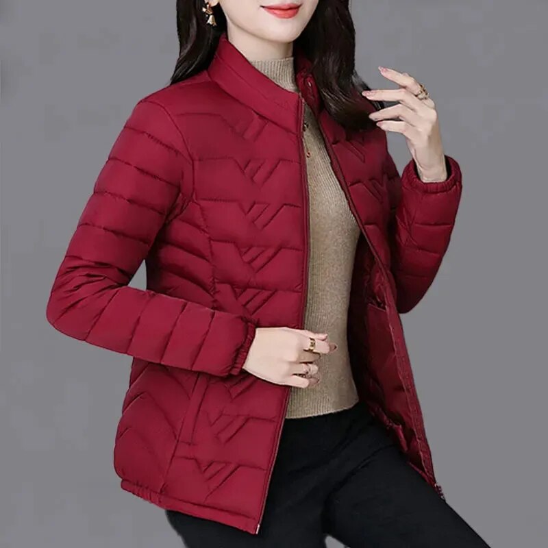 2024 Nnew Autumn Winterr Parkas Warm Down Cotton Jacket Female Slim Thin Coat Women Middle-Aged Mom Short Padded Clothing G3083