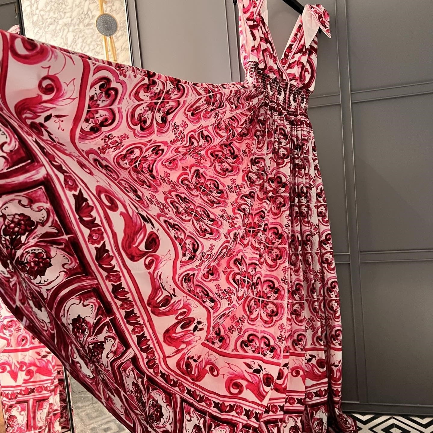 2024 Summer Cotton Print Deep V-Neck Sleeveless Strap A-line Waist Wrap Large Hem Long Dress woman maxi skirt