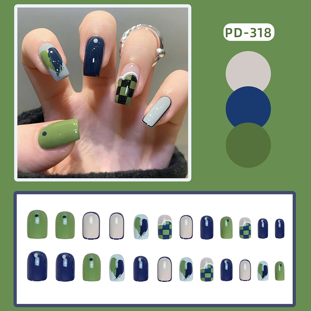 24PCS Fake Nail Patch Cute Short Cow Butterfly Printed False Nail Full Finished for Girl Nail Art Tips Press On Nail Wearable 398476