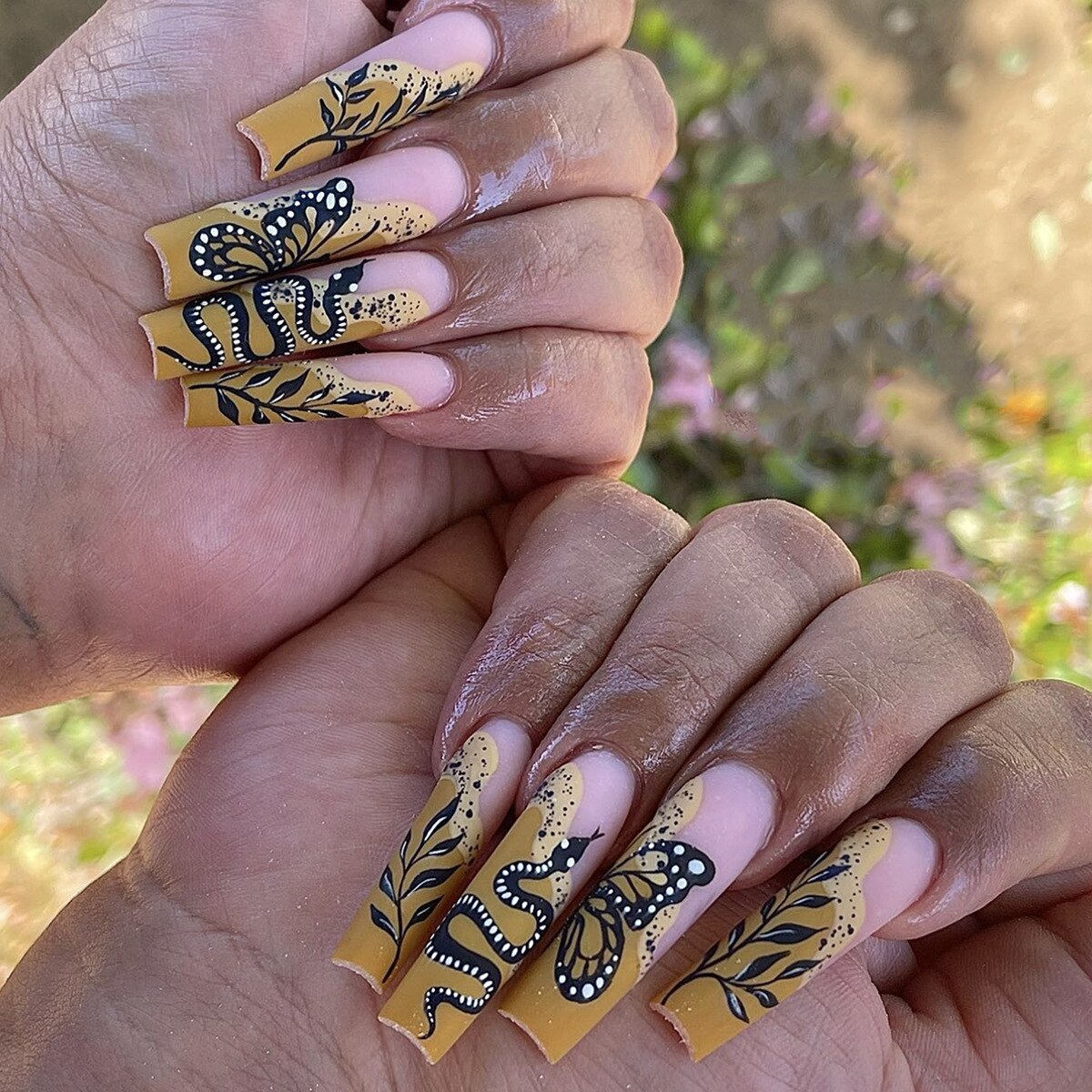 24Pcs False Nails Rhinestone Glitter Marble Grain Design Fake Fingernails Long Ballet Wearable Acrylic Full Cover Press on Nails 309