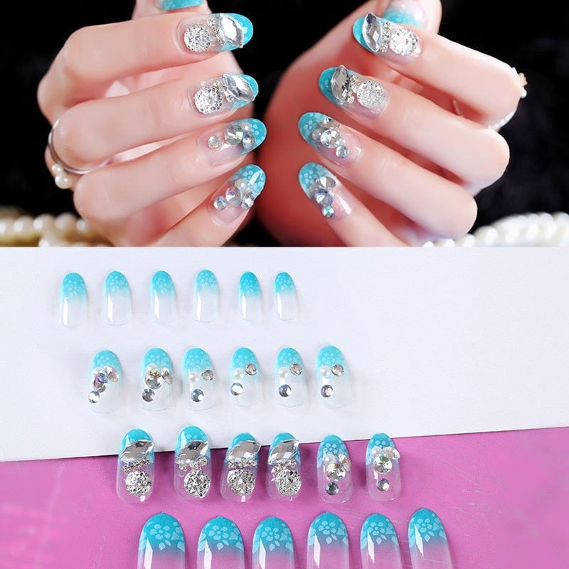 24Pcs/Set Fake Nails Press on Girls Finger Beauty False Nail Art Tips Bright Shining 3D Diamond Full Cover French Nail Art Tips AL107