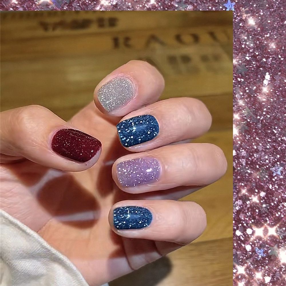 24Pcs Short Square Head False Nails Wearable Cat eye Glitter Sequins Diamond Fake Nails Full Cover Nail Tips Press On Nails