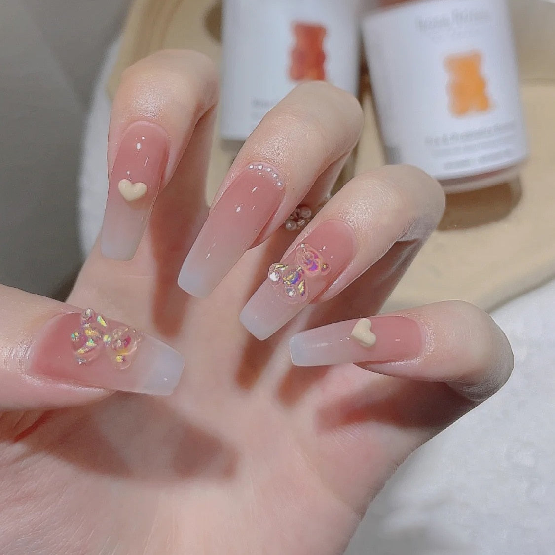 24Pcs Three-dimensional Love Heart False Nails with French Design Long Coffin Wearable Fake Nails Rhinestone Press on Nails Tips 0272