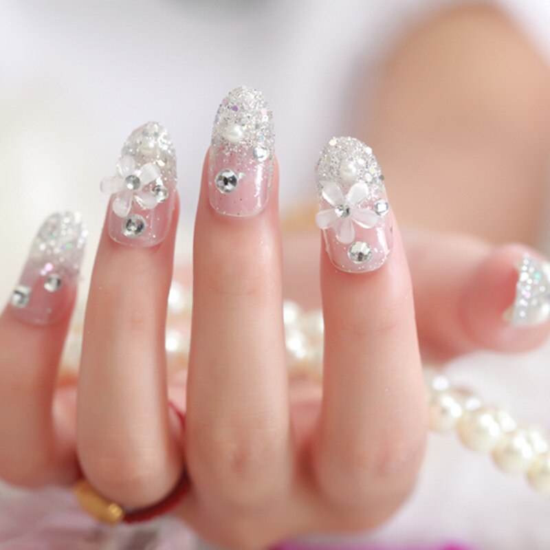 24Pcs/box Luxe Shining Rhinestone Wedding False Nails Transparent Glitter Gems Crown Designed Square Full Short Fake Art Bride 0051