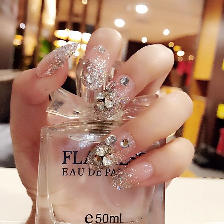 24Pcs/box Luxe Shining Rhinestone Wedding False Nails Transparent Glitter Gems Crown Designed Square Full Short Fake Art Bride 0008
