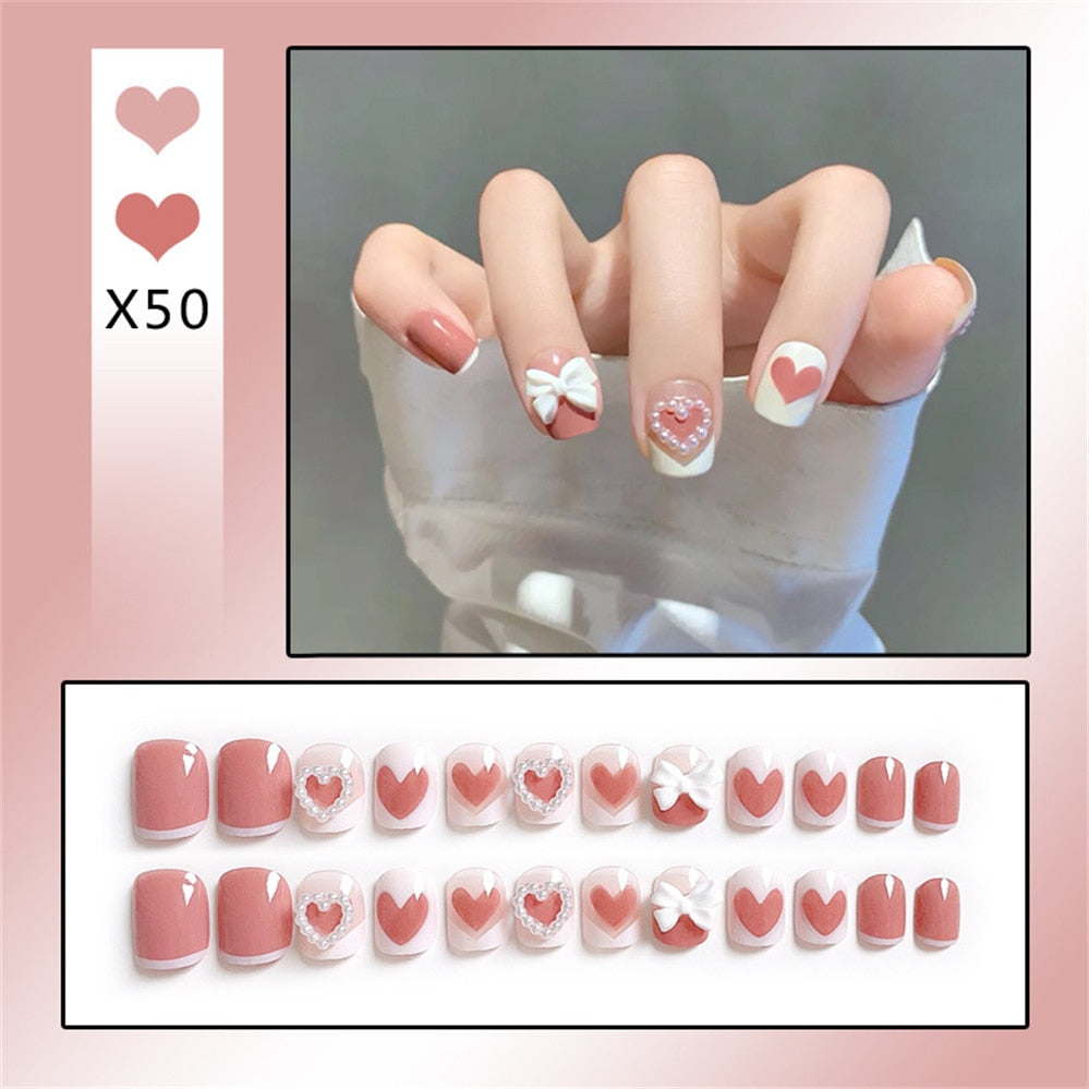 24Ps Childlike Fake Nails With Glue Cute Kawaii Personality Stick On Nails False Girls Short Press On Nail Art DIY Manicure Tool Nails With Glue X50