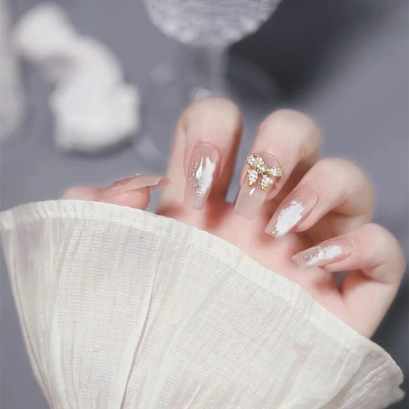 24pcs Glitter Gold Diamond False Nails French Butterfly Design Press on Nail Wearable Full Cover Acrylic Nail Tips for Girls N3