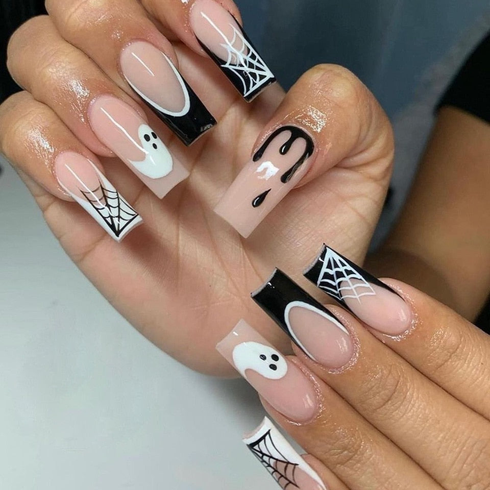 24pcs Halloween False Nails Glow in the Dark Ghost Spider Printed Press on Nail Halloween Manicure Supplies Wearable Fake Nails N2