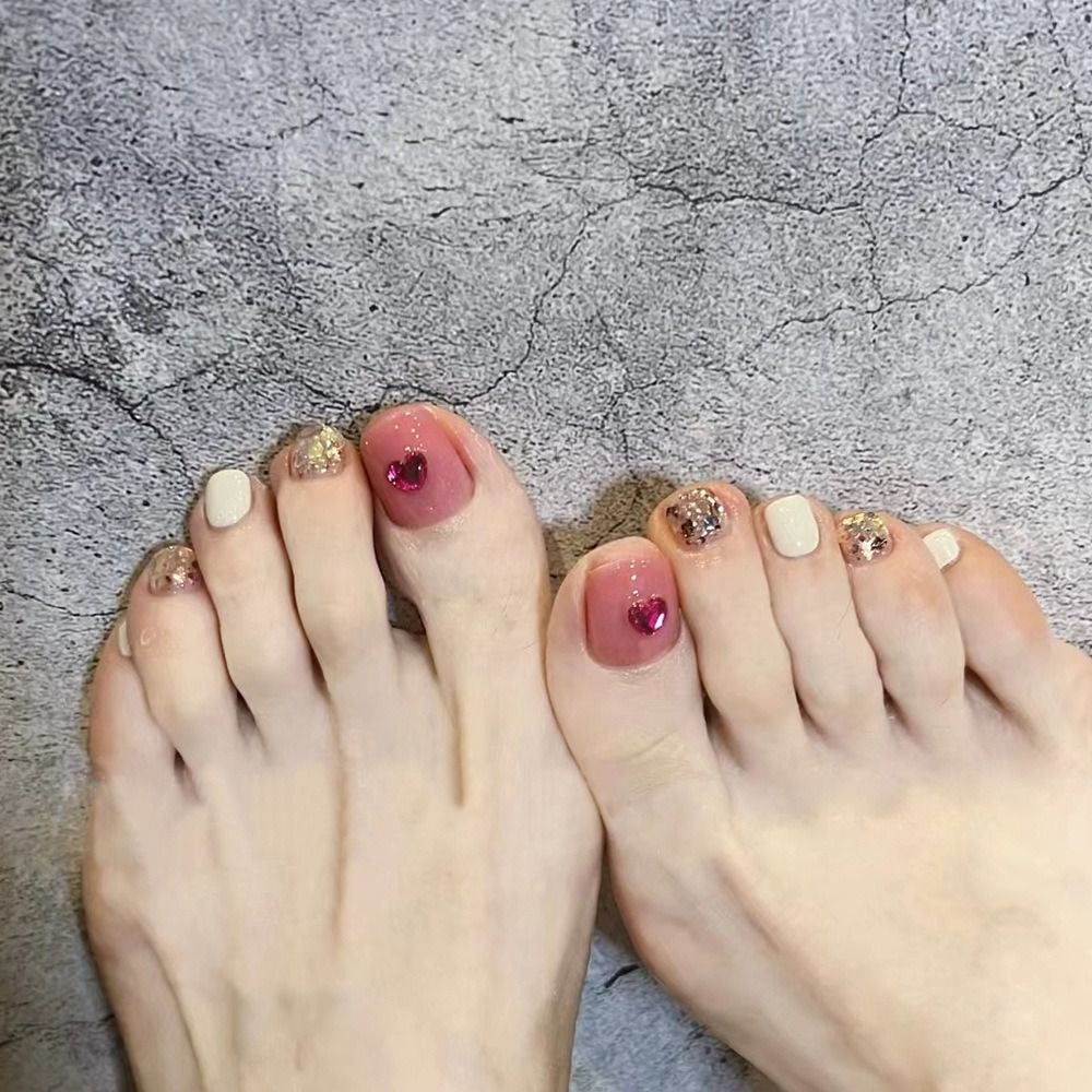 24pcs Shining Crystal French Fake Toenails Full Cover Short Square Toe Nails Foot Nails Tips for Women Girls Toenail Tips 2024 AA3