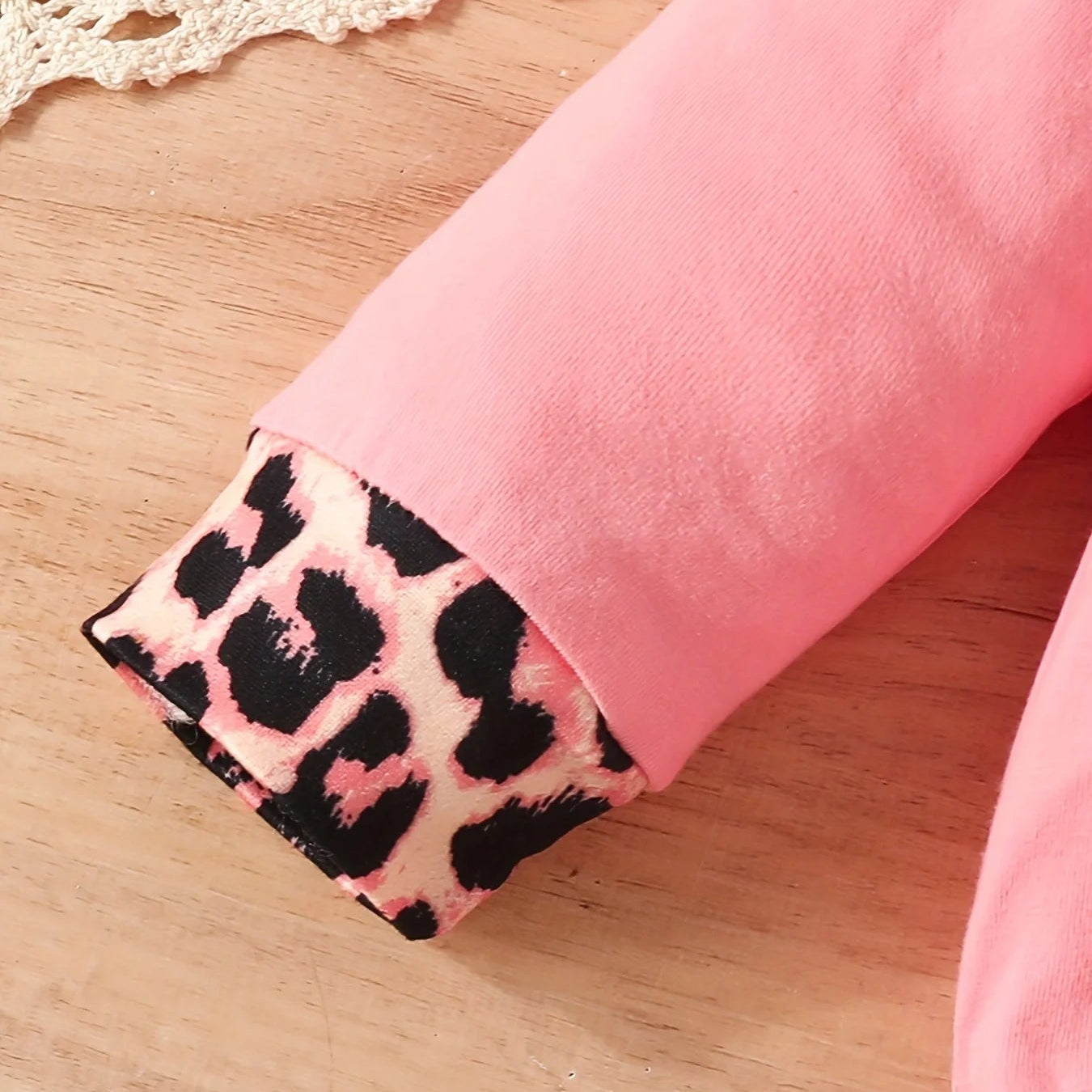 3 months to 3 years old baby girls casual leopard print fashion clothing letter print hoodie pant suit autumn and winter