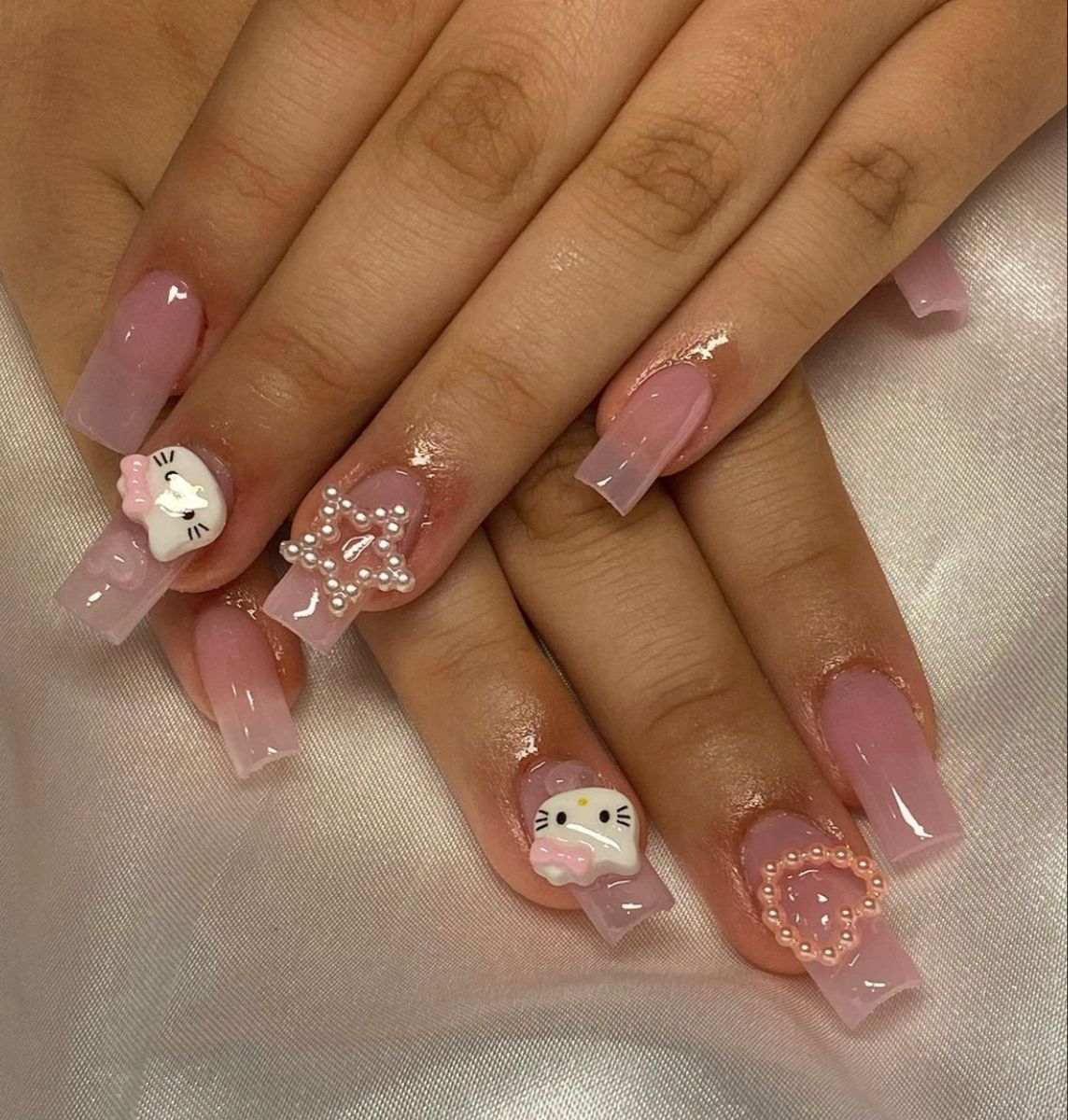 37style Sanrios Kuromi Hello Kitty My Melody Anime Y2k Europe and America Handmade Press on Nails Long Nails Design Manicure