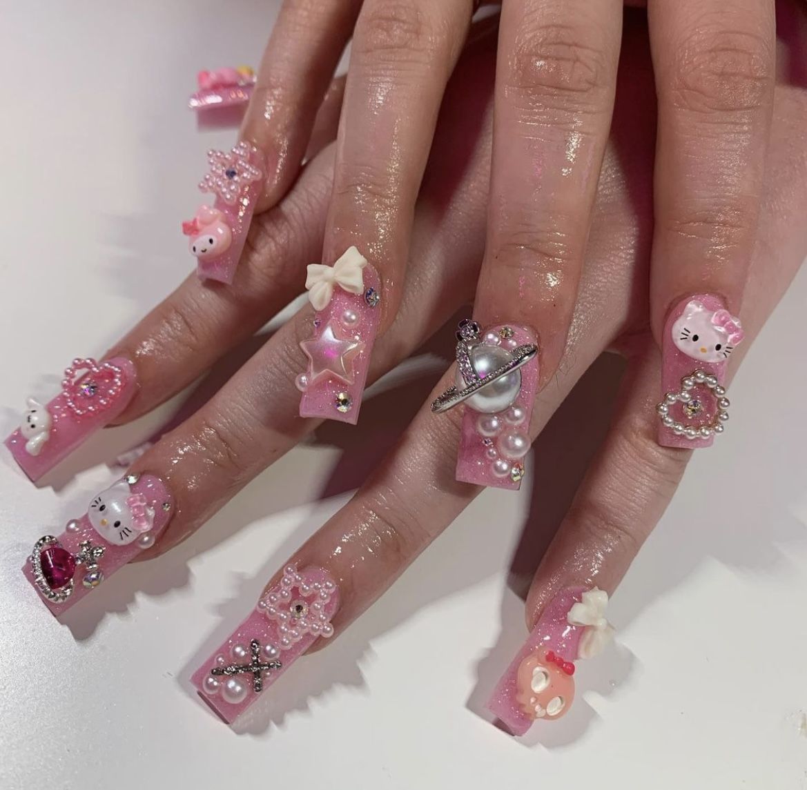 37style Sanrios Kuromi Hello Kitty My Melody Anime Y2k Europe and America Handmade Press on Nails Long Nails Design Manicure