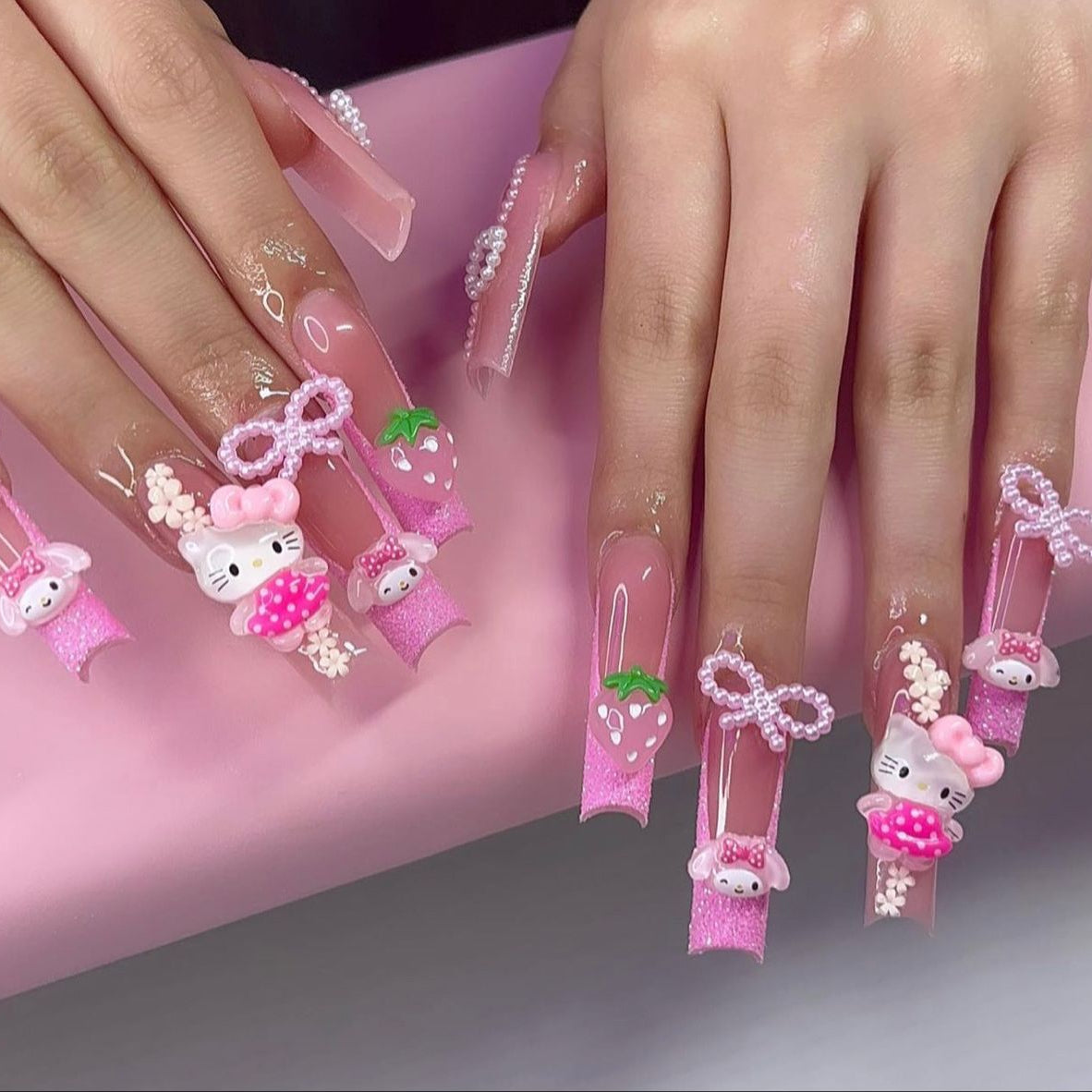 37style Sanrios Kuromi Hello Kitty My Melody Anime Y2k Europe and America Handmade Press on Nails Long Nails Design Manicure 3