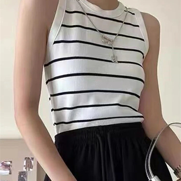 Colorfaith New 2022 Basic Bottoming Striped Chain Elasticity Vests Women Tank & Camis Autumn Winter Wild Crop Short Tops V3420DG