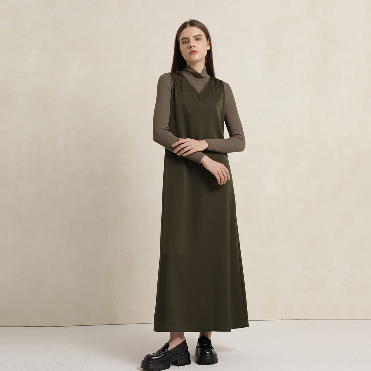 AP V Neck Satin Maxi Dress Rib Modal Mock Neck Top 2024 Fall High Quality Women Dress Three Colors, #2001 AMAIO