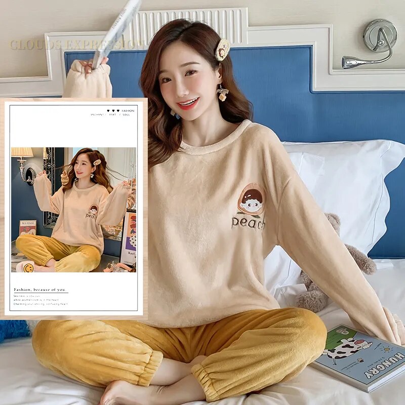 Autumn Winter Flannel Women's Pajamas Sets Cute Polka Dots Printed Teddy Sleepwear Velvet Homewear Set Girl Pijamas Mujer Pyjama W16