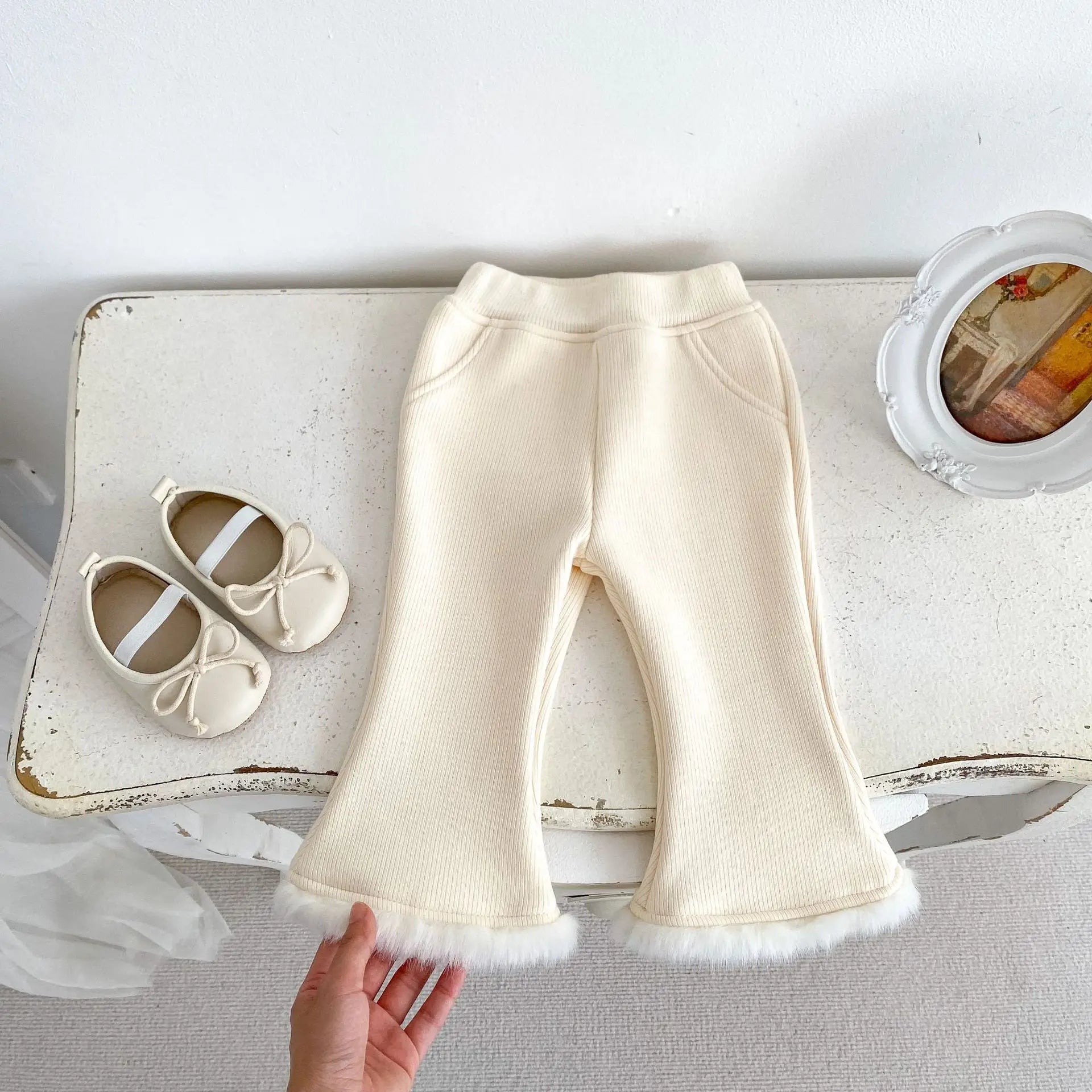 Autumn Winter Girl Baby Plus Velvet Solid Boot Cut Children Fleece Thicken Warm Casual Pants Fashion Kid Outdoor Cotton Trousers beige apricot