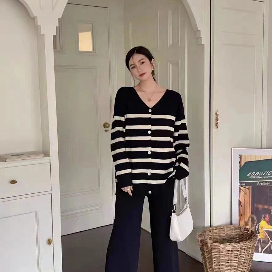 Autumn/Winter Loose Stripe Low Neck Single breasted Long Sleeve Knitwear with a Hanging High Waist Wide Leg Pant Trend Black