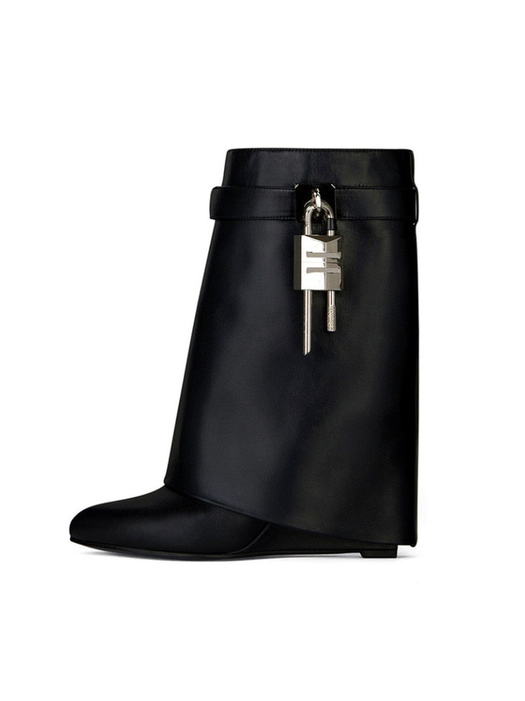 Autumn/Winter New Fashion Large Lock Waist Skirt Boots High Heel Leather Thick Bottom Side Zipper Women's Short Boots black pu