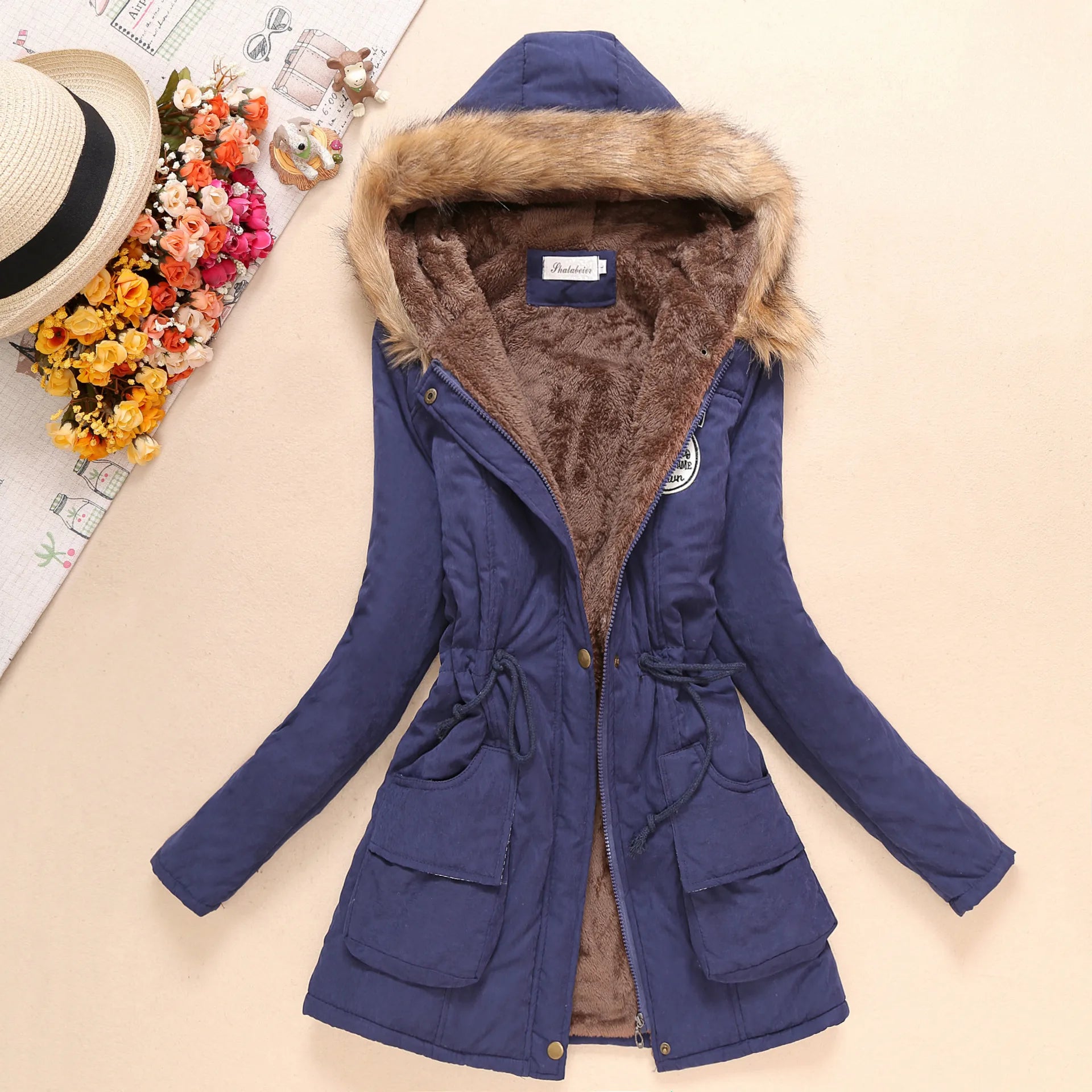 Autumn Winter Women Cotton Jacket Padded Casual Slim Coat Emboridery Hooded Parkas Wadded Warm Overcoat Fashion Parkas