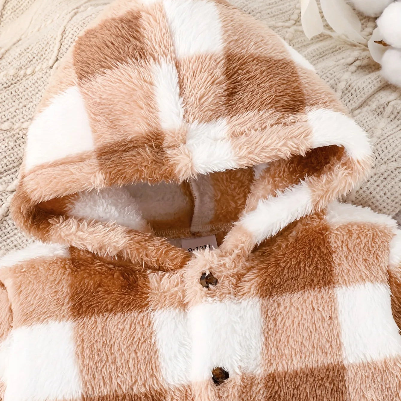 Autumn and Winter Baby Girls' Onesie Brown Plaid Soft Arctic Velvet Hooded and Feet Cute Newborn Warm Clothing Baby Romper