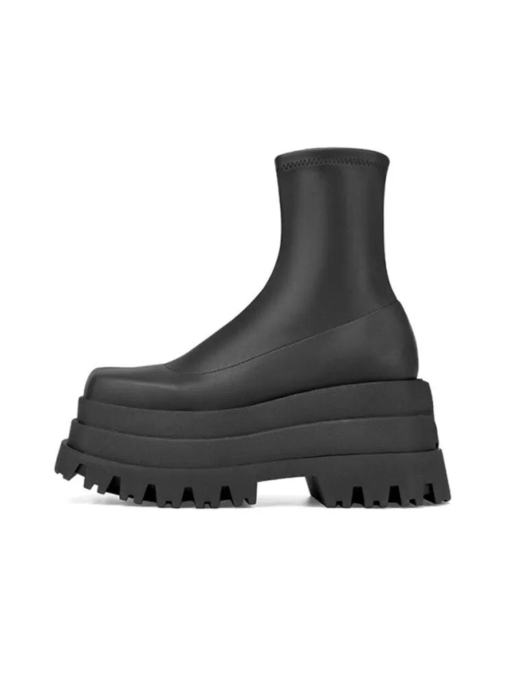 Autumn and Winter New Thick-soled Heightened Women's Boots Waterproof Platform High-heeled Short Boots Fashion Boots black matte
