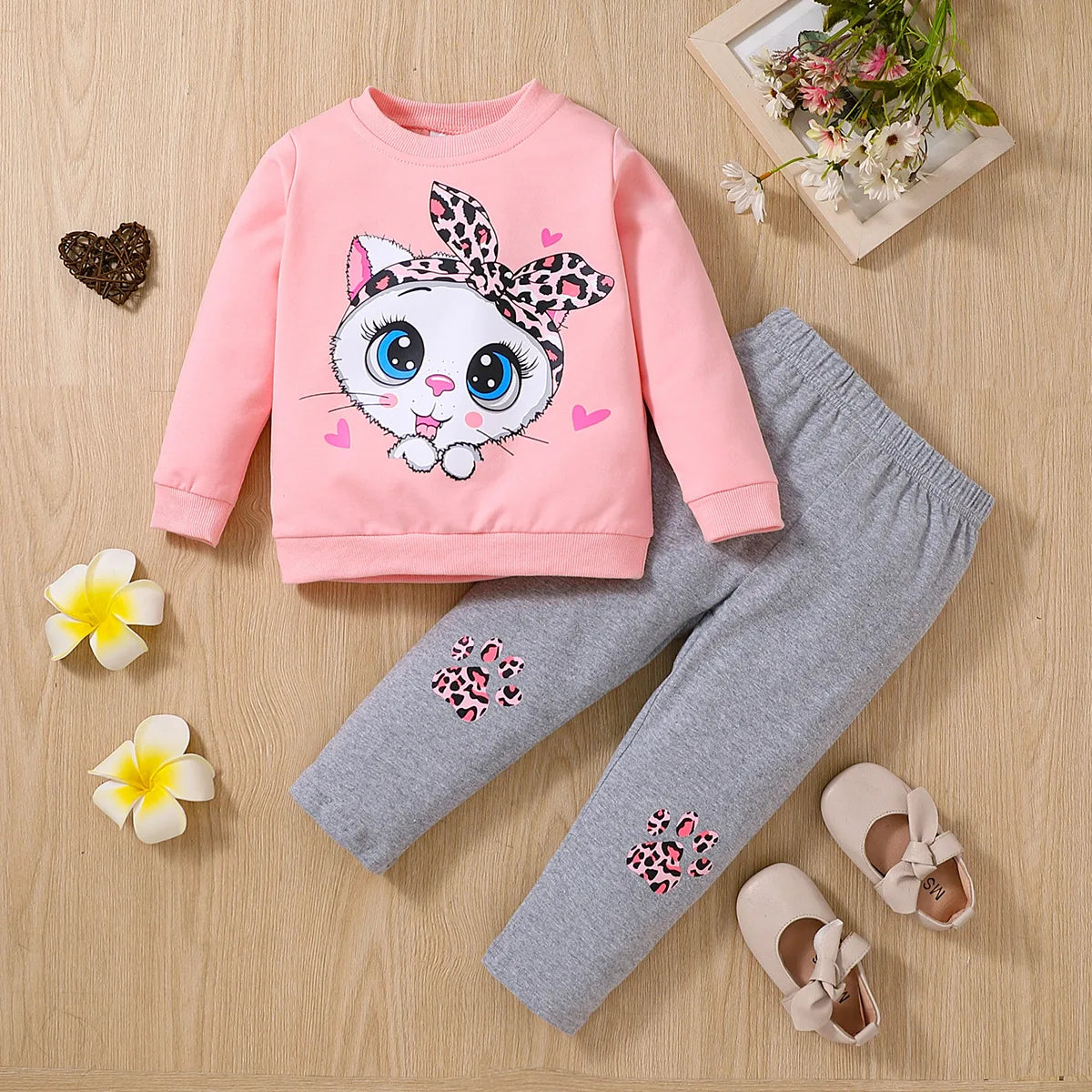 Autumn girls' long-sleeved suit, children's bow, big-eyed cat, long-sleeved two-piece suit, casual style cotton kids clothing Big-eyed cat