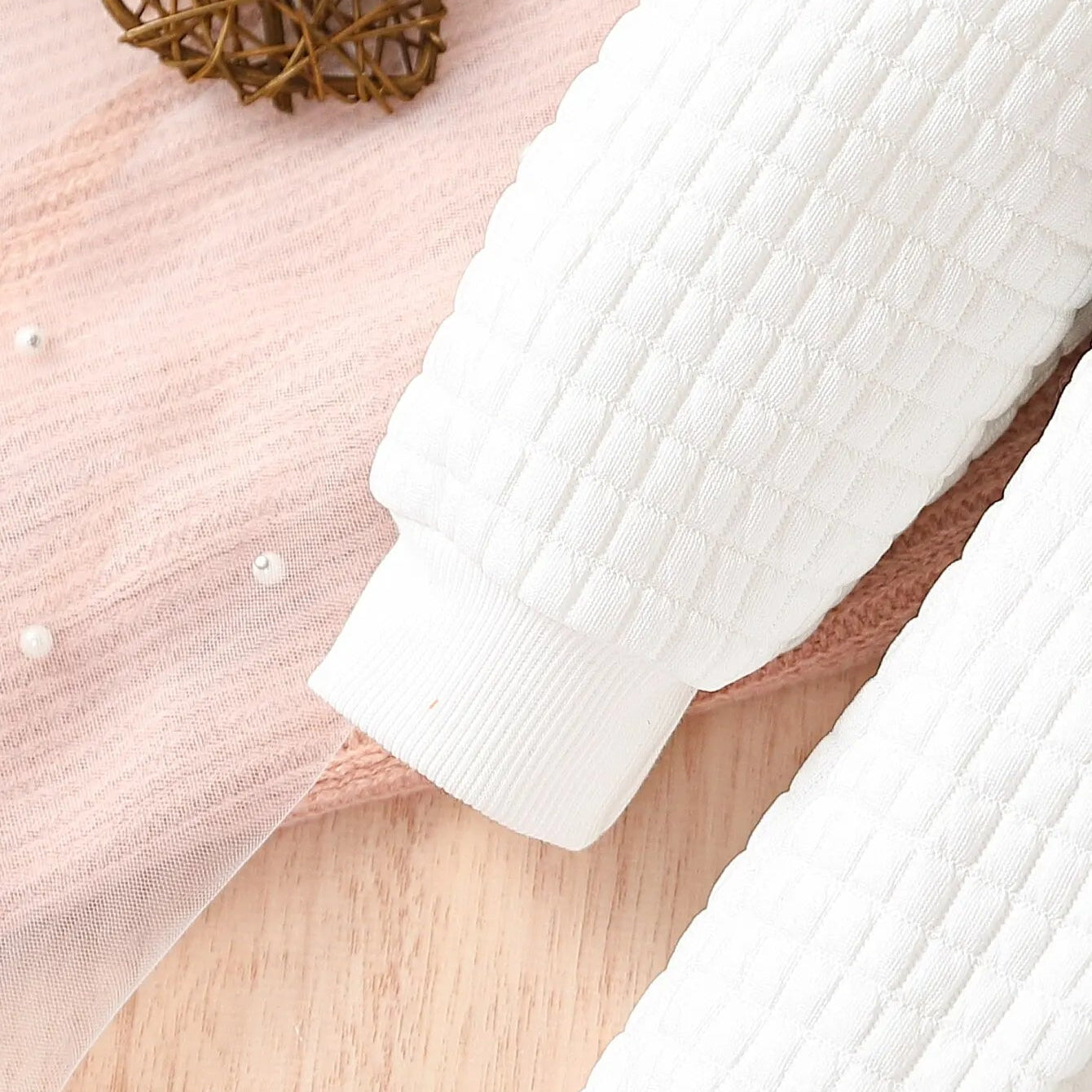 Baby Girls Fashion Autumn And Winter Thermal Belted Dress Set Princess Coat Classic Black And White Color Contrast Cardigan